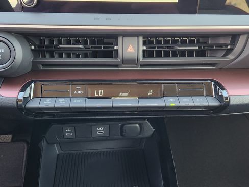 New 2026 Toyota Prius Plug-In Hybrid image 20