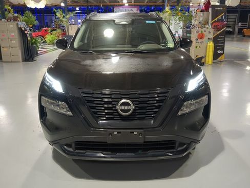 Used 2023 Nissan Rogue SV w/ SV Premium B Package AWD/4WD image 3