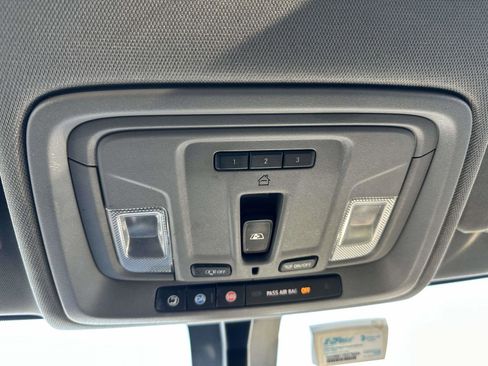 Used 2020 Chevrolet Silverado 2500 LTZ w/ LTZ Convenience Package image 28