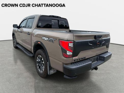 Used 2021 Nissan Titan PRO-4X w/ Pro-4x Convenience Package AWD/4WD image 4