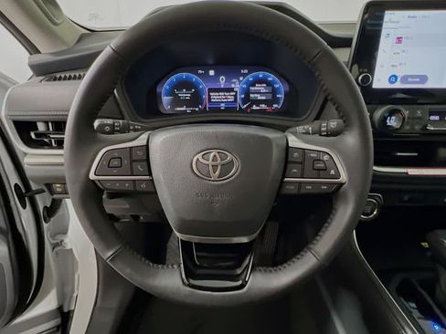 New 2026 Toyota Grand Highlander FWD image 14
