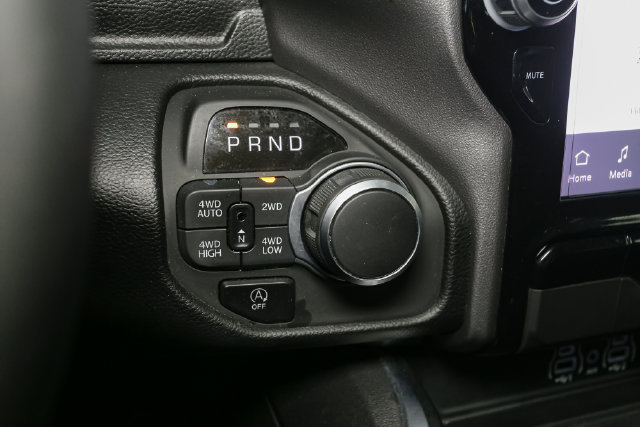Used 2025 RAM 1500 Big Horn AWD/4WD image 28