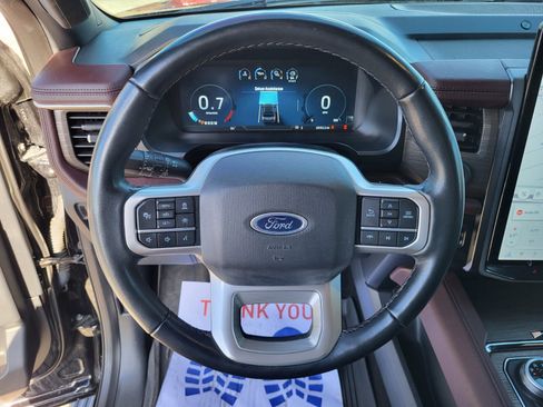 Certified 2023 Ford Expedition Limited image 28
