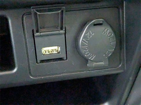 Used 2024 Toyota 4Runner SR5 image 21