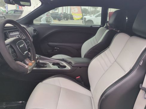 Used 2022 Dodge Challenger SRT Hellcat image 13