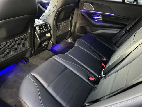 Certified 2022 Mercedes-Benz GLE 350 4MATIC w/ Premium Package image 11