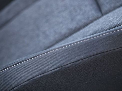 Certified 2025 Honda Accord LX image 25