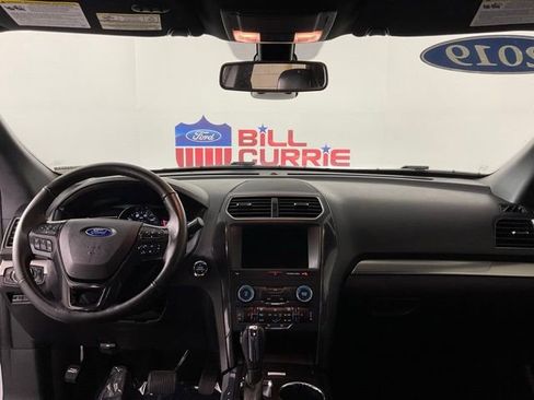 Certified 2019 Ford Explorer XLT w/ Equipment Group 202A image 19