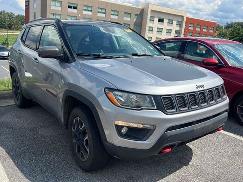 Used 2019 Jeep Compass Trailhawk w/ Safety & Security Group AWD/4WD image 5