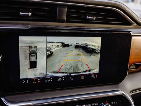 Used 2024 GMC Sierra 1500 Denali Ultimate image 28