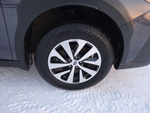 Used 2023 Subaru Outback Premium image 12