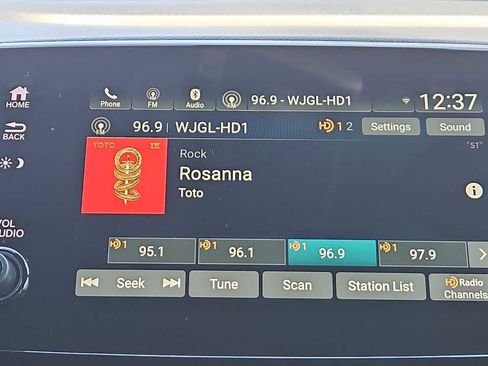 Certified 2022 Honda Pilot Sport image 12