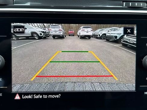 Certified 2023 Volkswagen Tiguan SE R-Line image 19