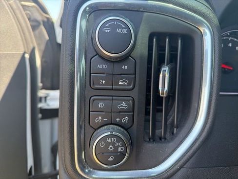 Used 2022 Chevrolet Silverado 1500 LTZ image 7