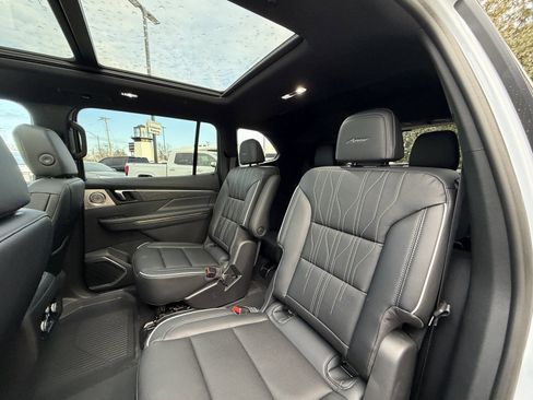 New 2026 Buick Enclave Avenir w/ Super Cruise Package image 26