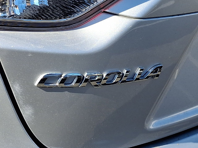 Used 2026 Toyota Corolla LE FWD image 28