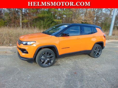 New 2026 Jeep Compass Limited AWD/4WD image 4