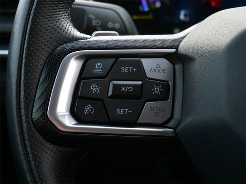 Used 2024 Ford Mustang GT Premium image 18