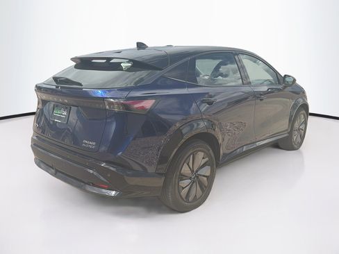 Used 2024 Nissan Ariya AWD image 9