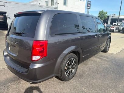 Used 2017 Dodge Grand Caravan SE