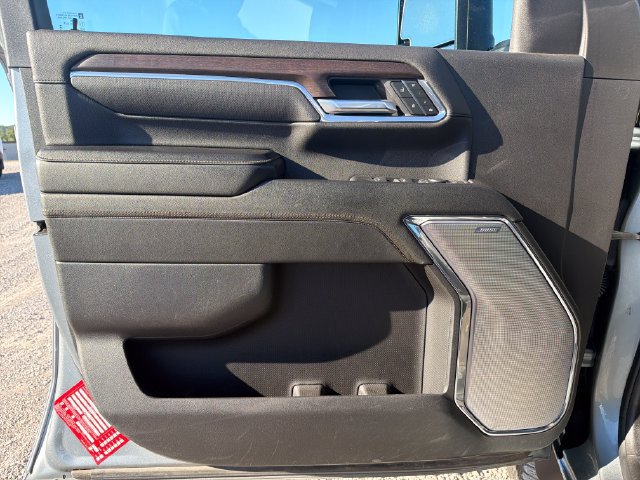 Used 2024 Chevrolet Silverado 3500 High Country w/ Technology Package AWD/4WD image 11
