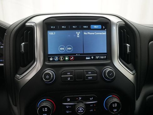 Used 2019 Chevrolet Silverado 1500 LTZ AWD/4WD image 6