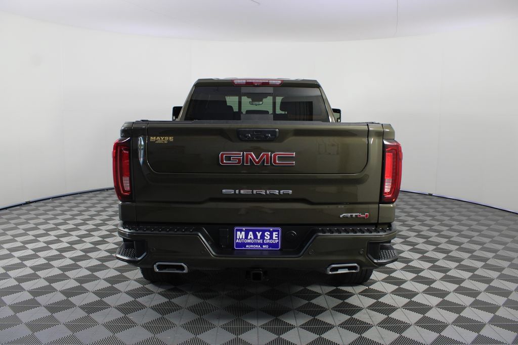 Used 2024 GMC Sierra 1500 AT4 w/ Technology Package AWD/4WD image 29