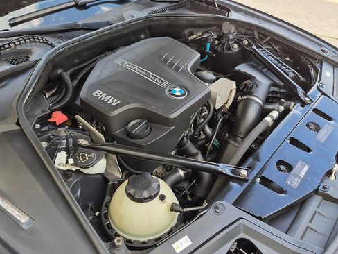 Used 2012 BMW 528i xDrive Sedan AWD/4WD image 71