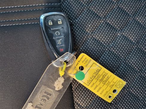 Used 2021 Chevrolet Blazer LT image 32