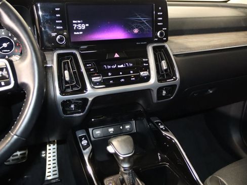 Used 2023 Kia Sorento SX Prestige image 51