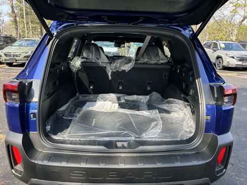 New 2026 Subaru Outback Limited AWD/4WD image 4