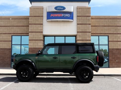 Certified 2023 Ford Bronco Badlands AWD/4WD image 9