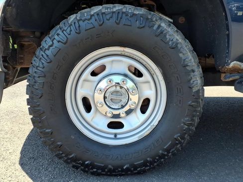 Used 2015 Ford F250 XL w/ Power Equipment Group AWD/4WD image 20