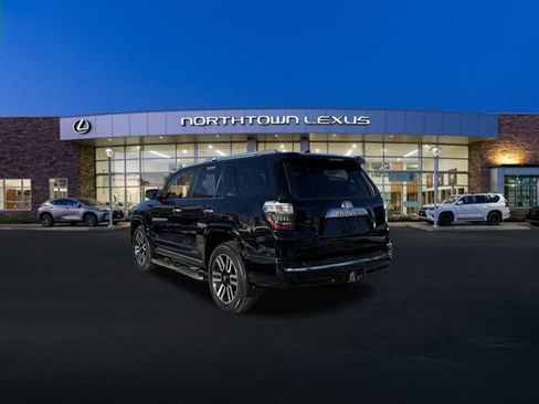 Used 2016 Toyota 4Runner Limited image 21