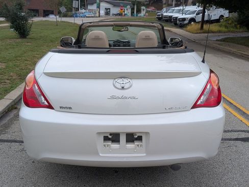Used 2006 Toyota Solara SLE image 23