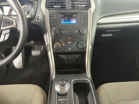 Used 2019 Ford Fusion S FWD image 23