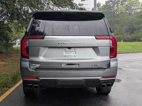 Certified 2025 GMC Yukon XL Denali AWD/4WD image 3