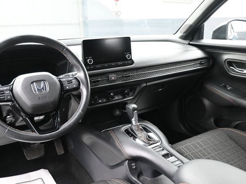 Used 2025 Honda HR-V Sport image 23