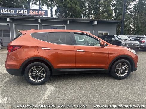 Used 2017 Hyundai Santa Fe Sport image 6