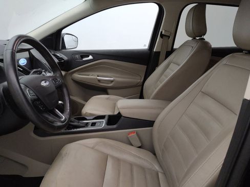 Used 2018 Ford Escape Titanium image 17