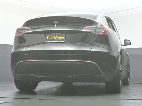 Used 2022 Tesla Model Y Long Range AWD/4WD image 47