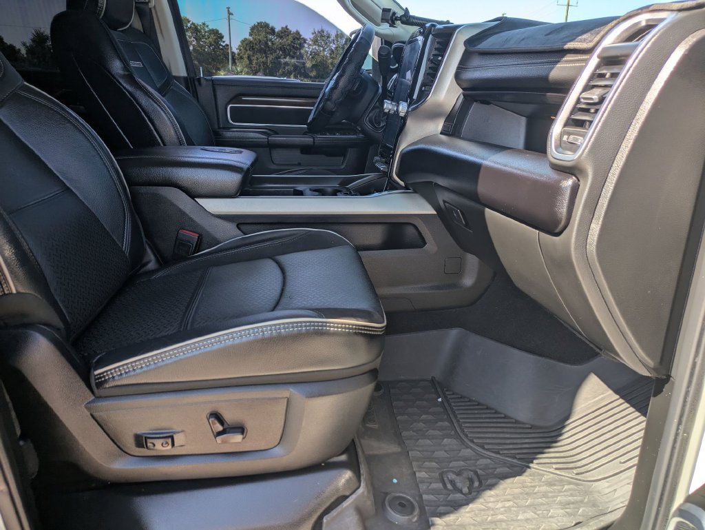 Used 2024 RAM 2500 Laramie AWD/4WD image 25