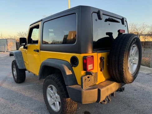 Used 2011 Jeep Wrangler Sport AWD/4WD image 16