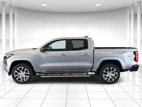 Used 2024 Chevrolet Colorado Z71 w/ Z71 Convenience Package 2 image 2