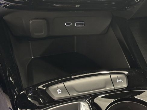 New 2026 Chevrolet Trax RS image 25