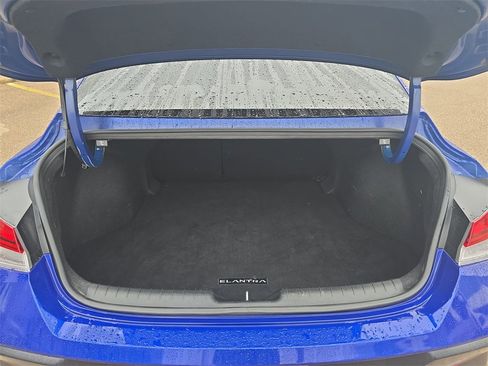 Certified 2024 Hyundai Elantra Limited image 12