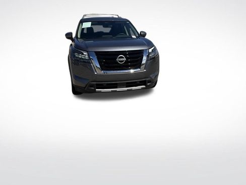 Used 2025 Nissan Pathfinder SL w/ Lighting Package (N92) AWD/4WD image 8