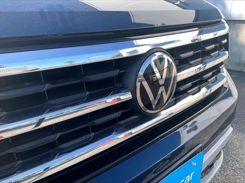 Used 2023 Volkswagen Atlas Cross Sport SE AWD/4WD image 30