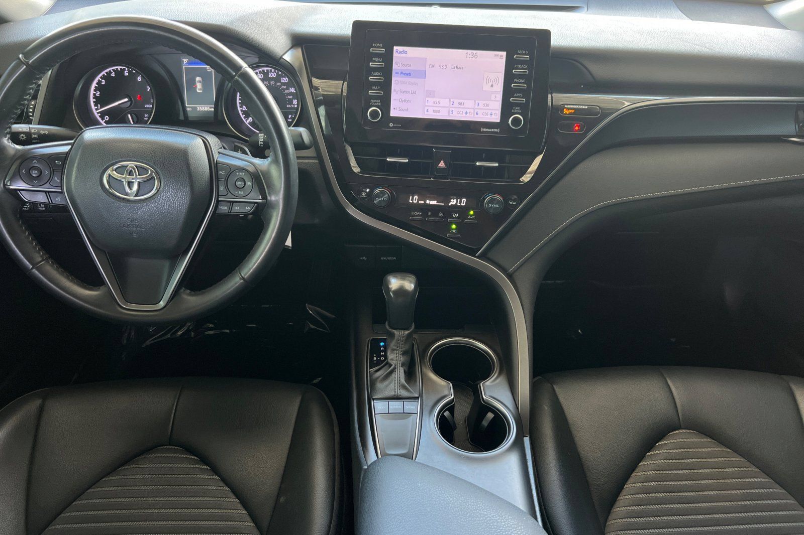Used 2024 Toyota Camry SE FWD image 20