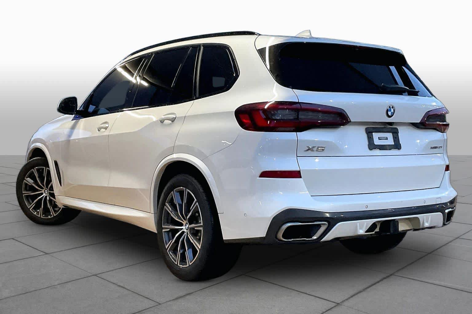 Used 2020 BMW X5 xDrive40i w/ M Sport Package AWD/4WD image 13